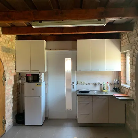 Apartman Vinny Sklep S&t Vymola *