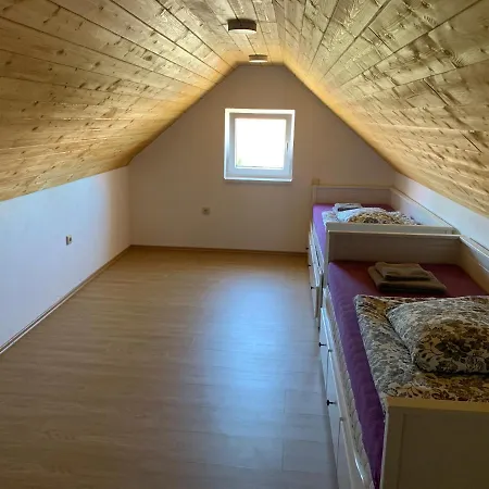 Apartamento Vinny Sklep S&t Vymola