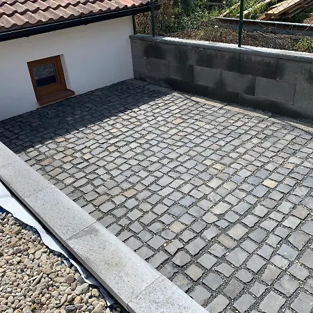 Vinny Sklep S&t Vymola Appartement